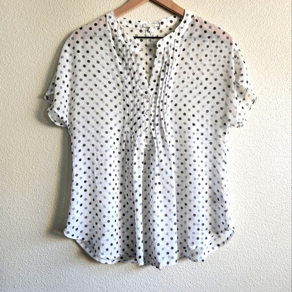Pleione White Polka Dot Blouse Size S Pre-Owned in Excellent Condition ! - Picture 1 of 6